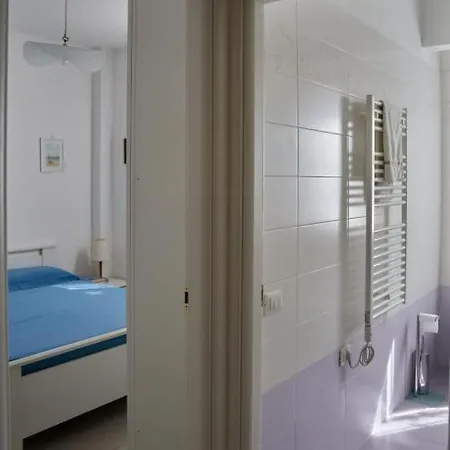 M333 - Marcelli, Bilocale Vicino Apartamento